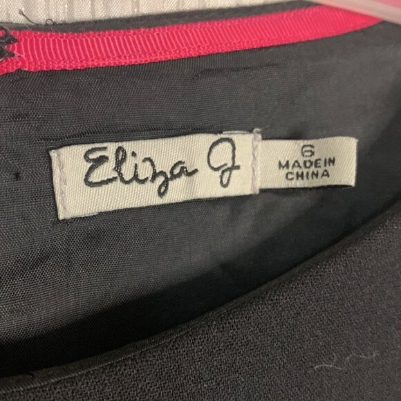 Eliza J Knee length Black Sheath Dress with 3/4 sleeves and pockets Size 6 - Picture 2 of 8